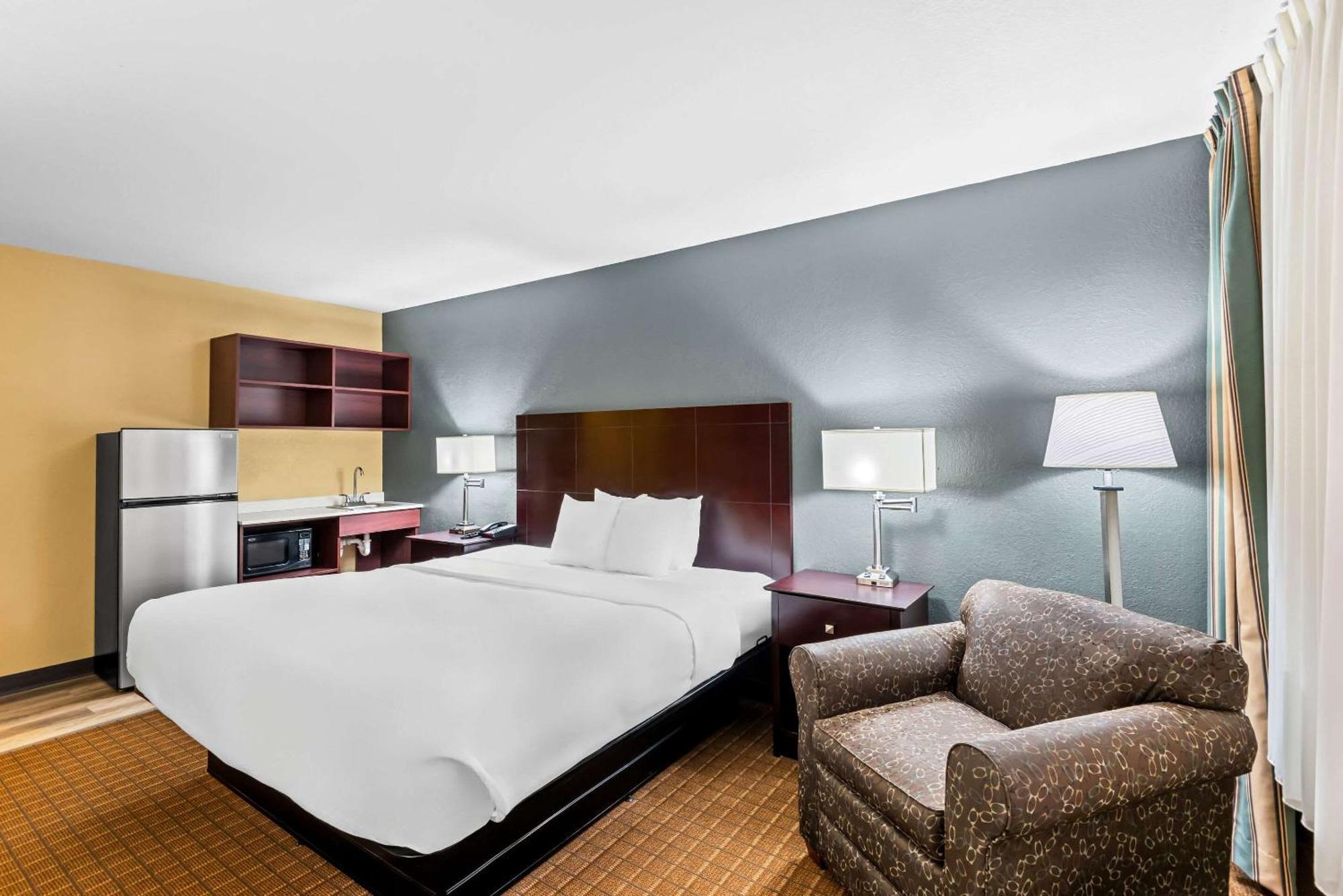Quality Dodge Inn 2*