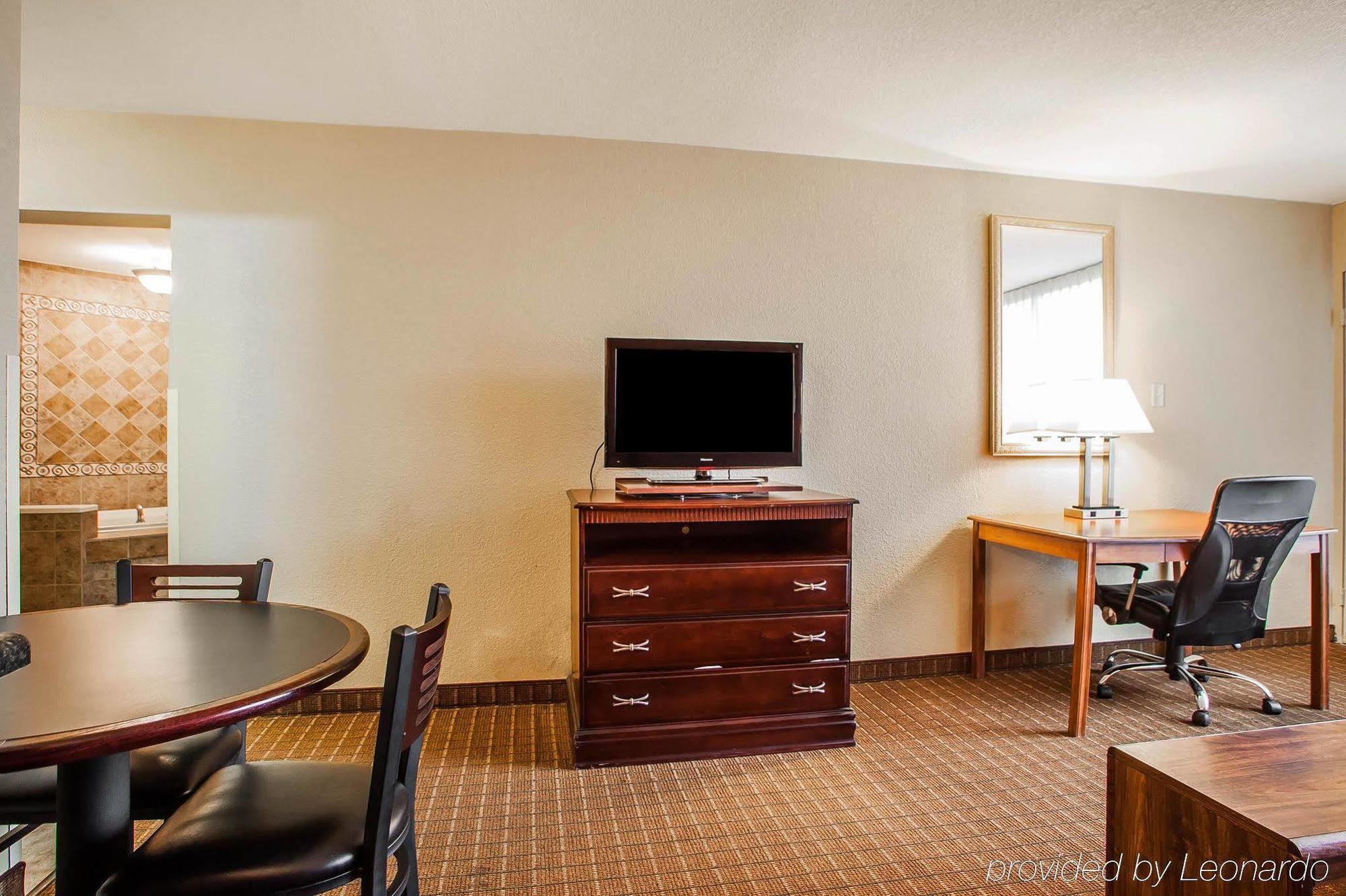 Quality Dodge Inn